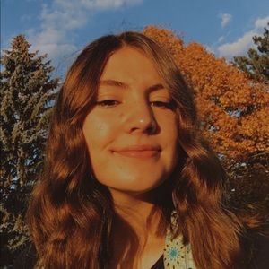 Meet your Posher, Abby